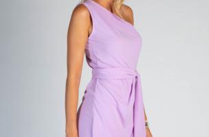 Elegancka mini sukienka na jedno ramię ze skrzyżowaną spódnicą Ireland, liliowa