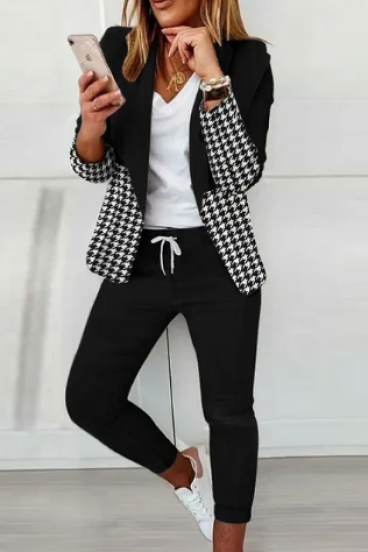 Elegancki garnitur Estrena, czarno-białe