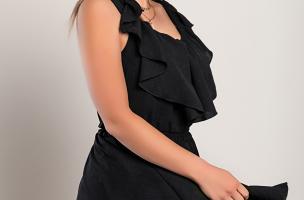 Elegancka sukienka mini z falbankami Caltana, czarna