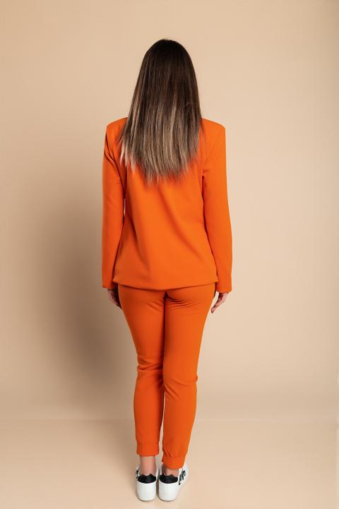 Elegancki monochromatyczny garnitur Estrena w kolorze pomarańczowym
